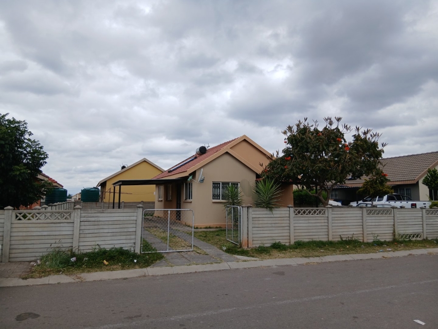 3 Bedroom Property for Sale in Freedom Park A North West